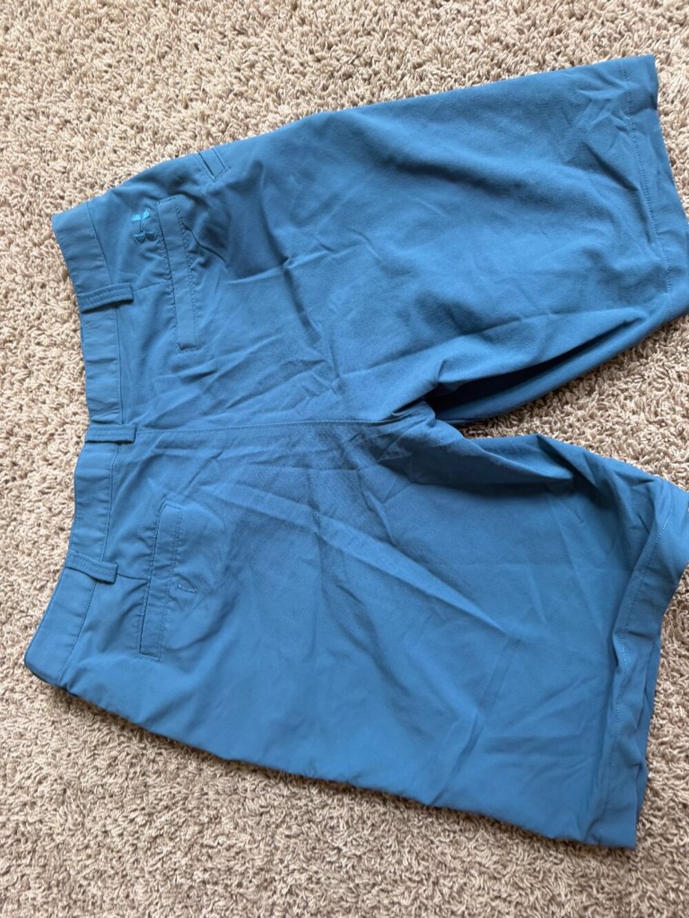 Under Armour Golf Shorts;  Size 38 Waist; Blue color
